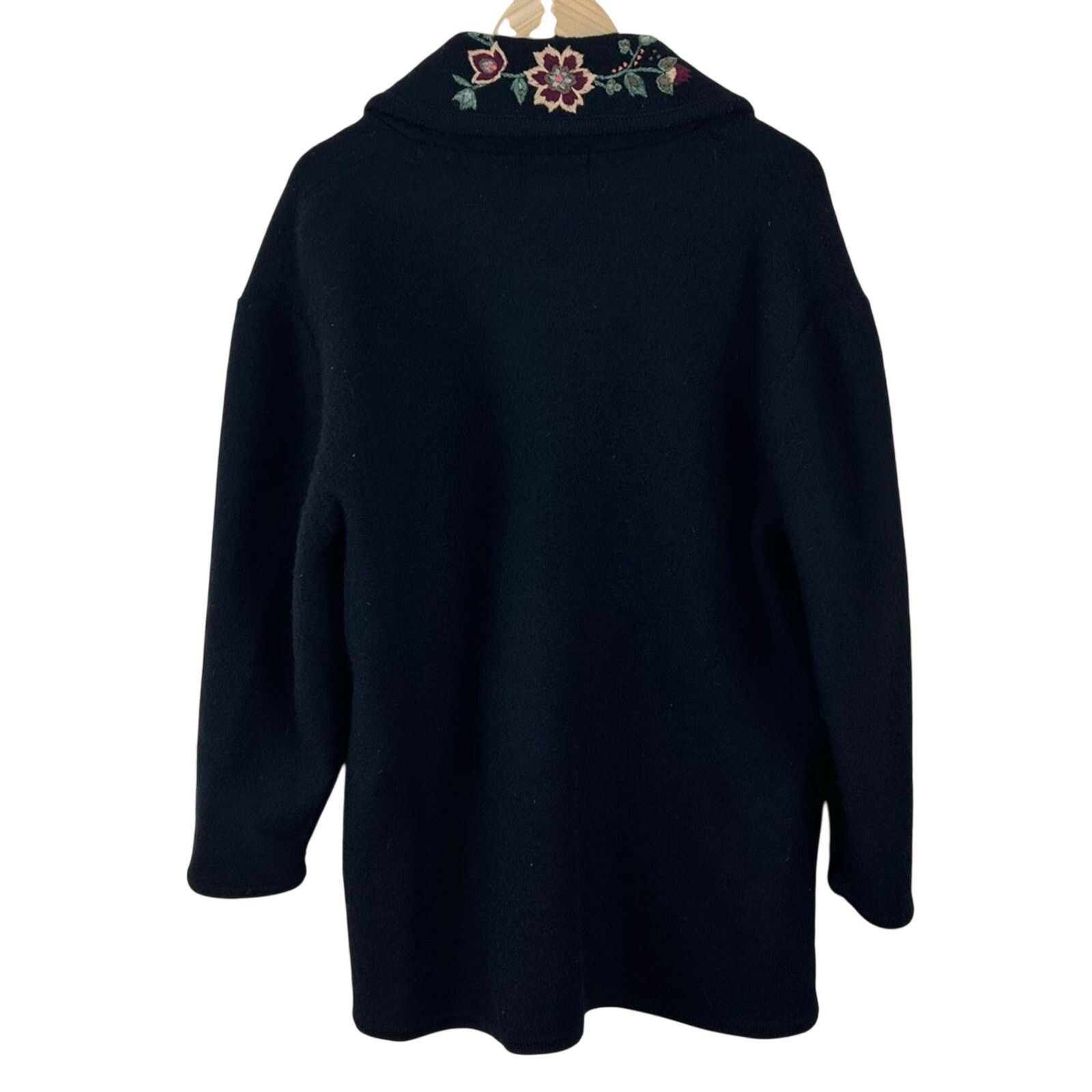Woolrich Woolen Mills Vintage Woolrich Wool Cardigan Sweater Coat Embroidered Size M / US 6-8 / IT 42-44 - 3 Thumbnail