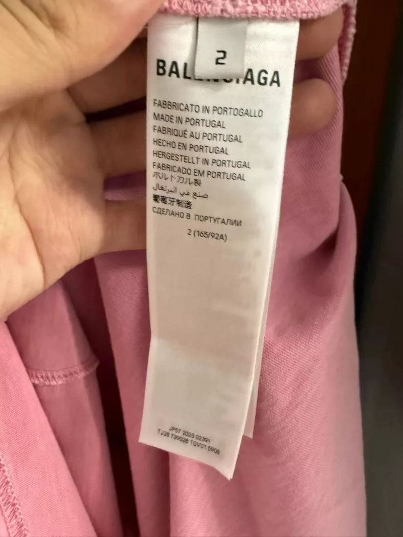 Balenciaga Balenciaga Pink Eiffel Tower Short Sleeve Size US S / EU 44-46 / 1 - 4 Thumbnail
