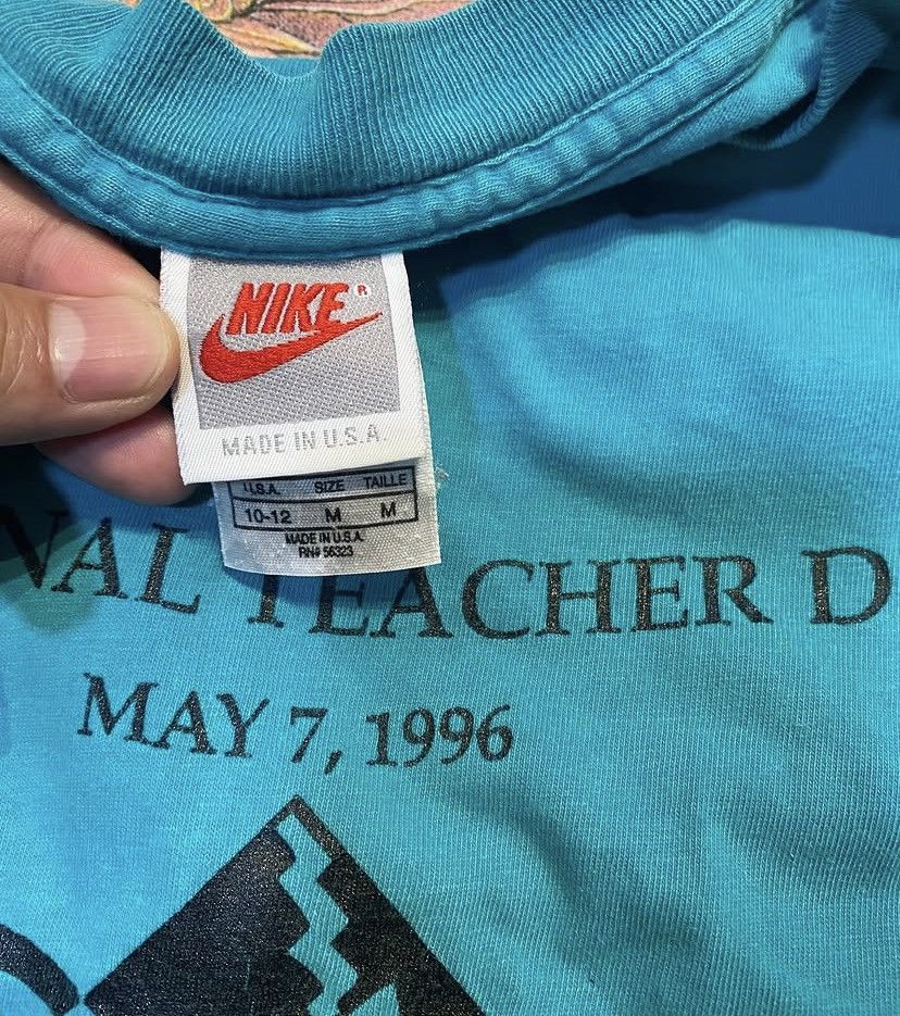 Nike Vintage nike rare promotional nationa teacher day Size US XL / EU 56 / 4 - 2 Thumbnail