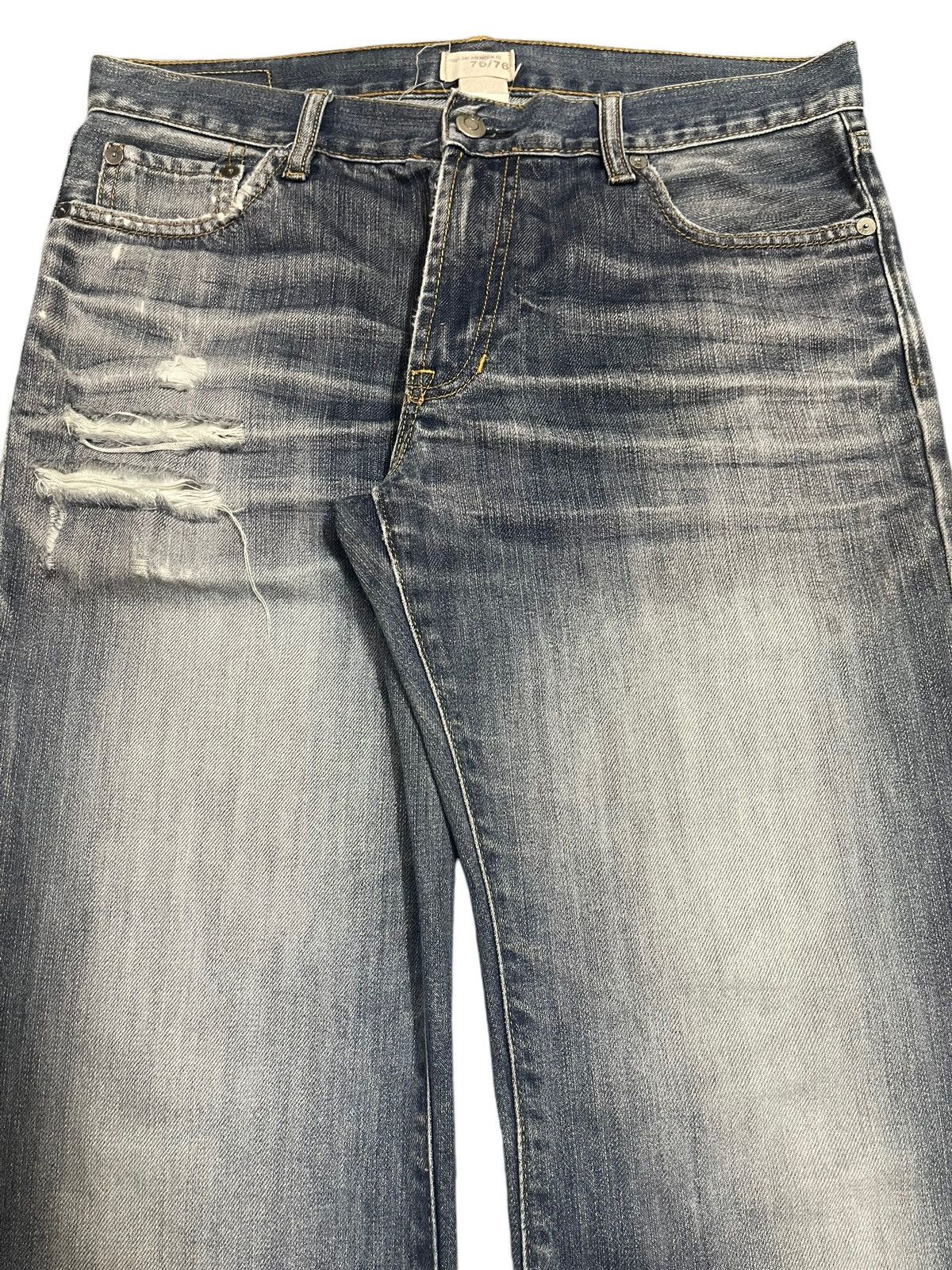 Gap Vintage Gap Blue Faded Wash Style Distressed Loose Jeans Size US 32 / EU 48 - 4 Thumbnail