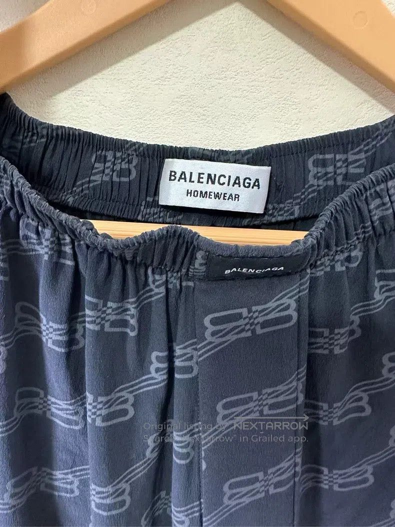 Balenciaga Balenciaga Full Logo Print Casual Pants Size US 36 / EU 52 - 3 Thumbnail