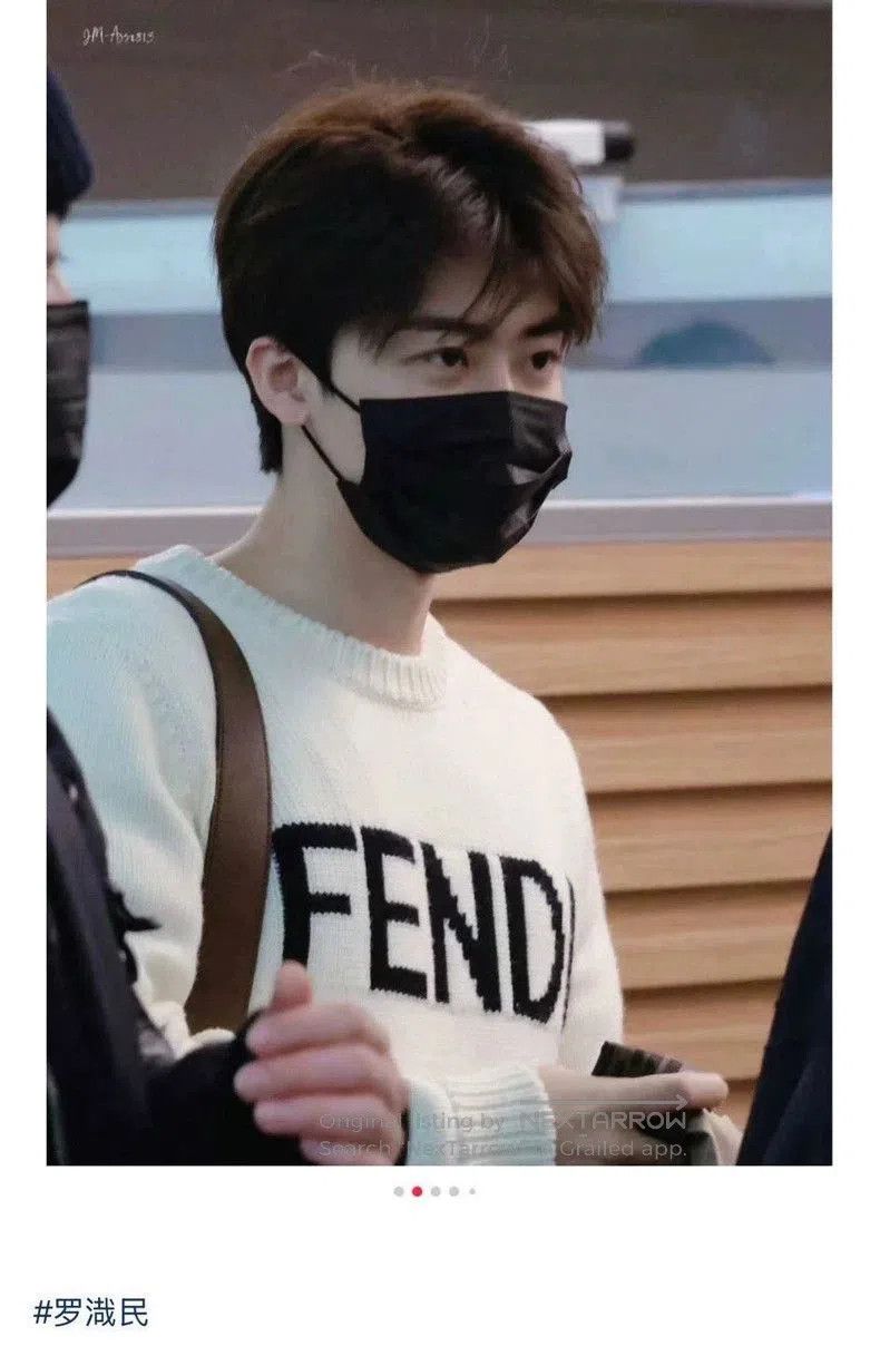 Fendi Fendi Beige Logo Knit Sweater. Size US M / EU 48-50 / 2 - 5 Thumbnail