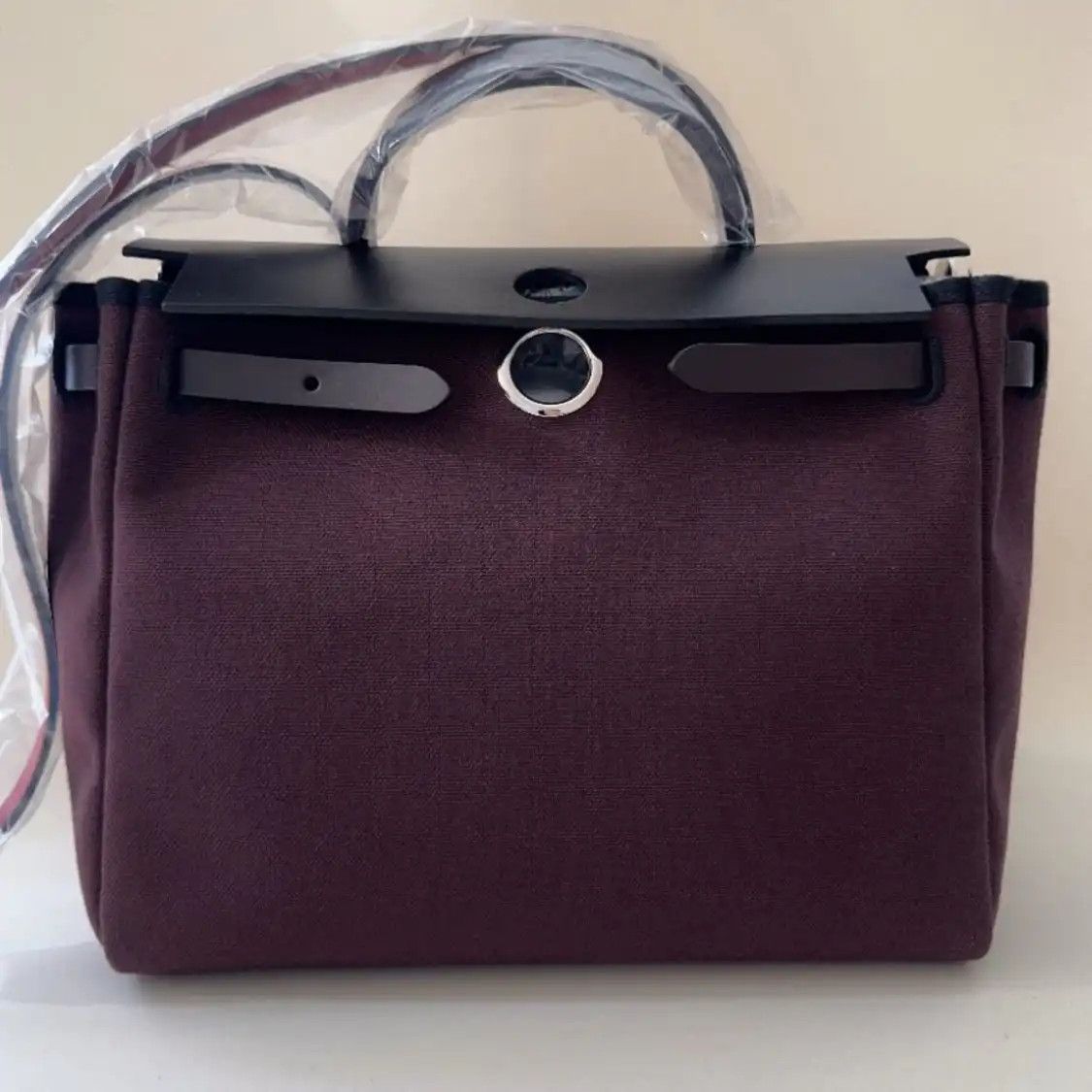 Hermes Hermes Herbag 31 grape canvas crossbody bag silver hardware W Retourne Size ONE SIZE - 1 Thumbnail