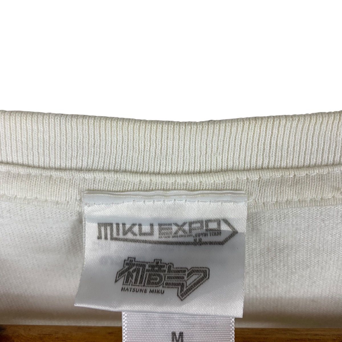 Anime Hatsune Miku Expo 2016 Japan Tour Tshirt Size US M / EU 48-50 / 2 - 3 Thumbnail