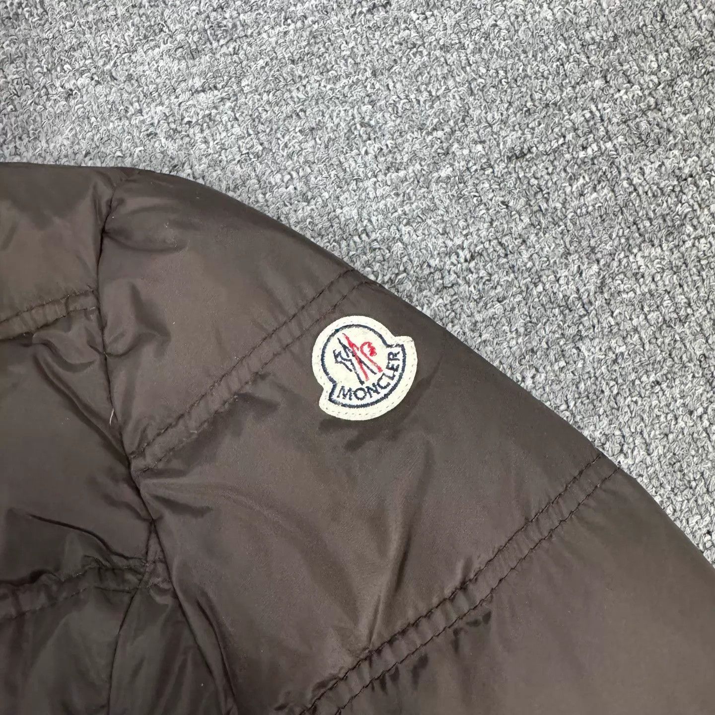 Moncler Moncler Vos Giubbotto mid stand-collar puffer 1 99new Size S / US 4 / IT 40 - 5 Thumbnail