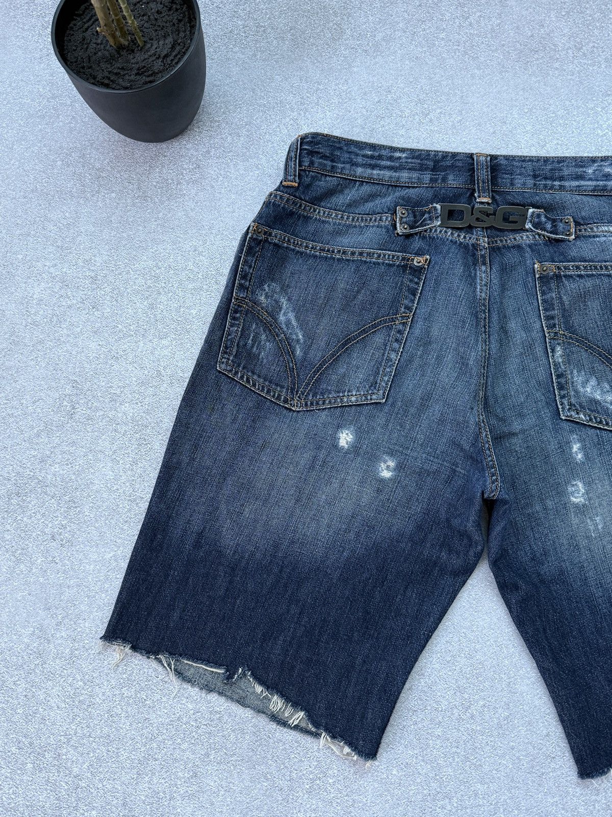Dolce & Gabbana Dolce & Gabbana D&G Denim Shorts Men’s Metal Logo Blue Y2K Size US 42 / EU 58 - 12 Thumbnail