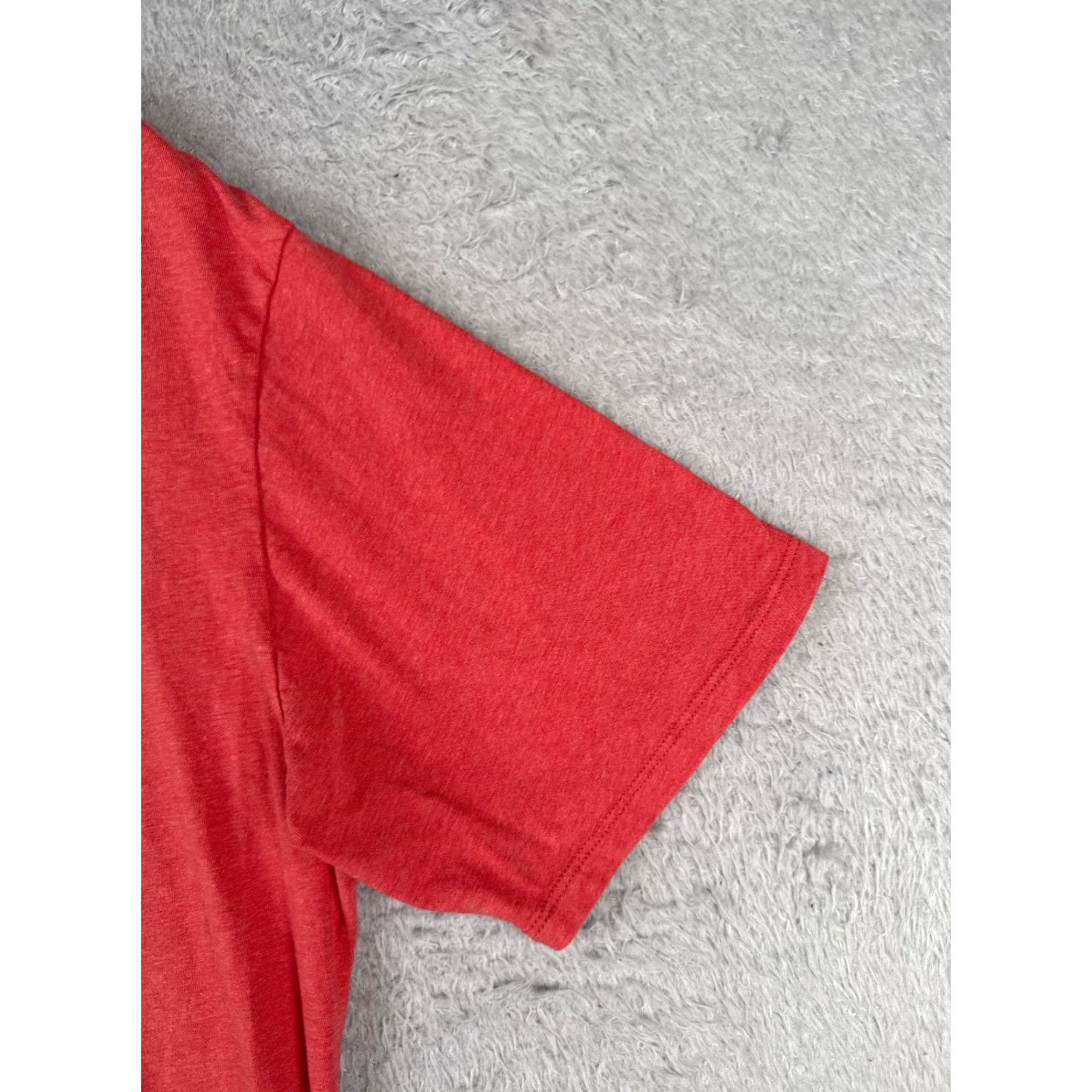 Patagonia Patagonia Shirt Men M Red Short Sleeve Crew Neck 100% Cotton Logo Outdoor All Seasons Mens Size US M / EU 48-50 / 2 - 2 Thumbnail