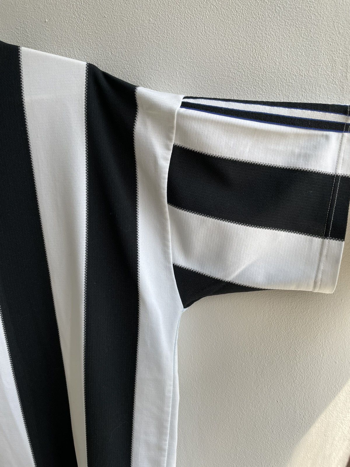 Vintage Newcastle United 1995 1996 1997 Home Shirt Football Soccer Size US XL / EU 56 / 4 - 22 Thumbnail