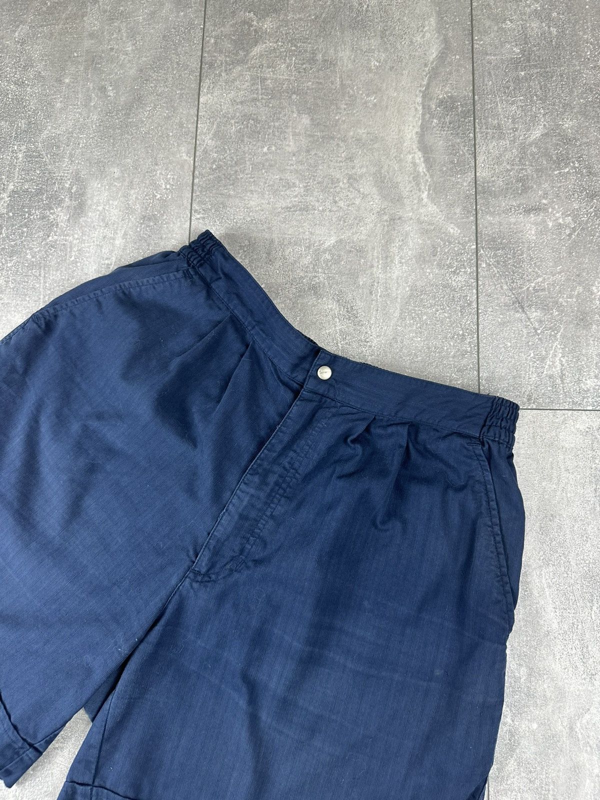 Nike Nike Golf Vintage Retro Small Swoosh Logo Short Size US 34 / EU 50 - 7 Thumbnail