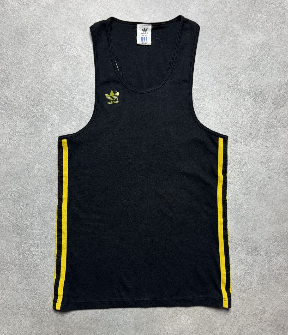 Adidas 1990s Adidas Vintage Football Soccer Running Vest Jersey Size US S / EU 44-46 / 1 - 1 Thumbnail