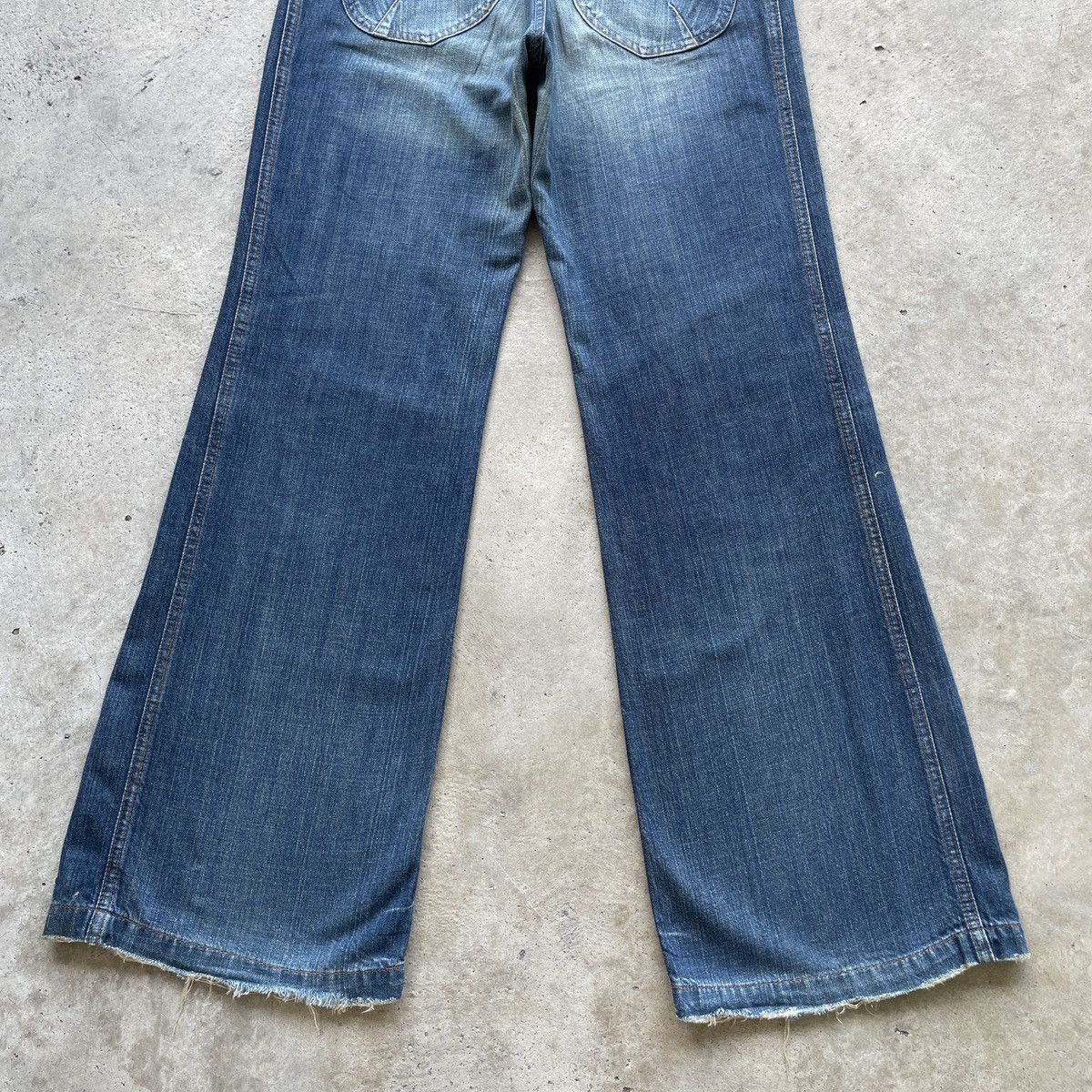 Japanese Brand Vintage Japanese FLARE Faded BOOTCUT Jeans Denim Pants RARE Size US 32 / EU 48 - 11 Thumbnail