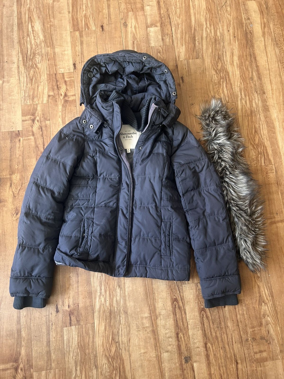 Abercrombie & Fitch Abercrombie & Fitch Fur Puffer Size M / US 6-8 / IT 42-44 - 4 Thumbnail
