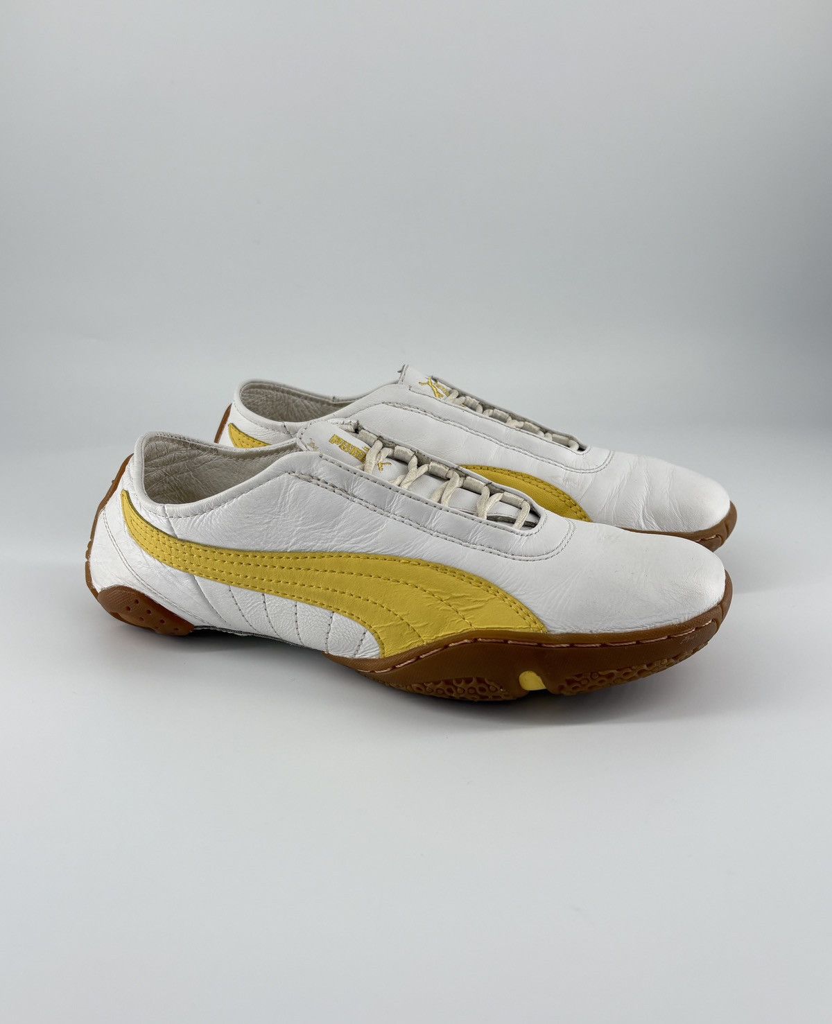 Puma Puma 2000s vintage real leather sneakers Y2K mostro Size US 5 / EU 37 - 1 Thumbnail