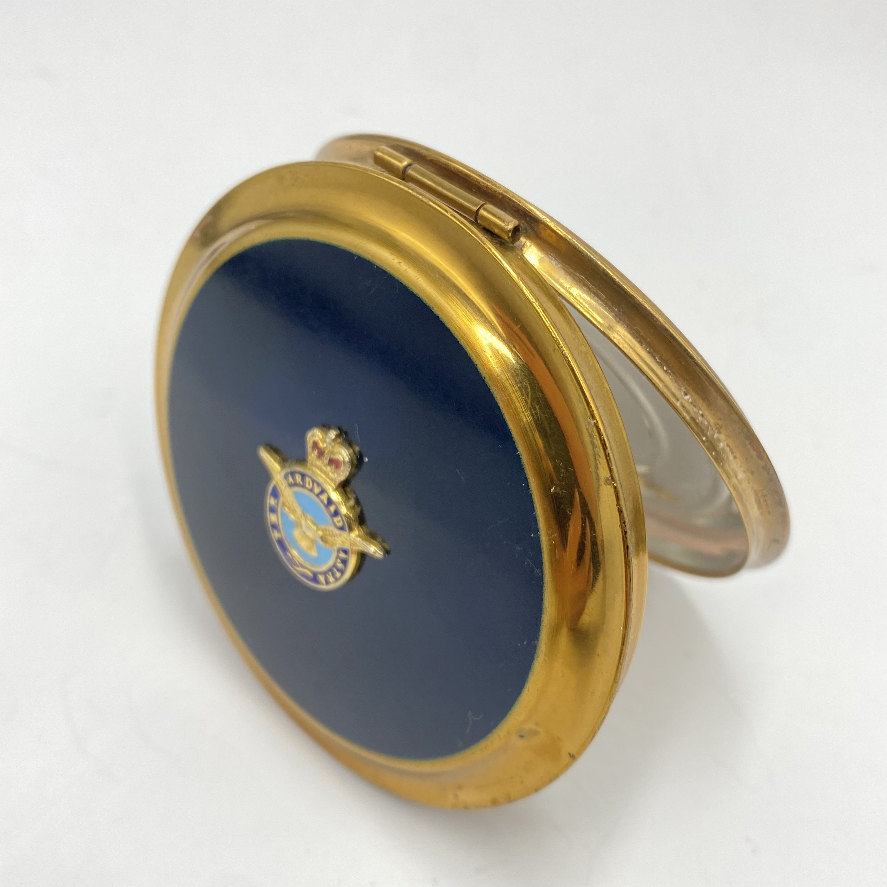 Vintage Vintage RAF Powder Compact Brass Enamel British Air Force Size ONE SIZE - 7 Thumbnail