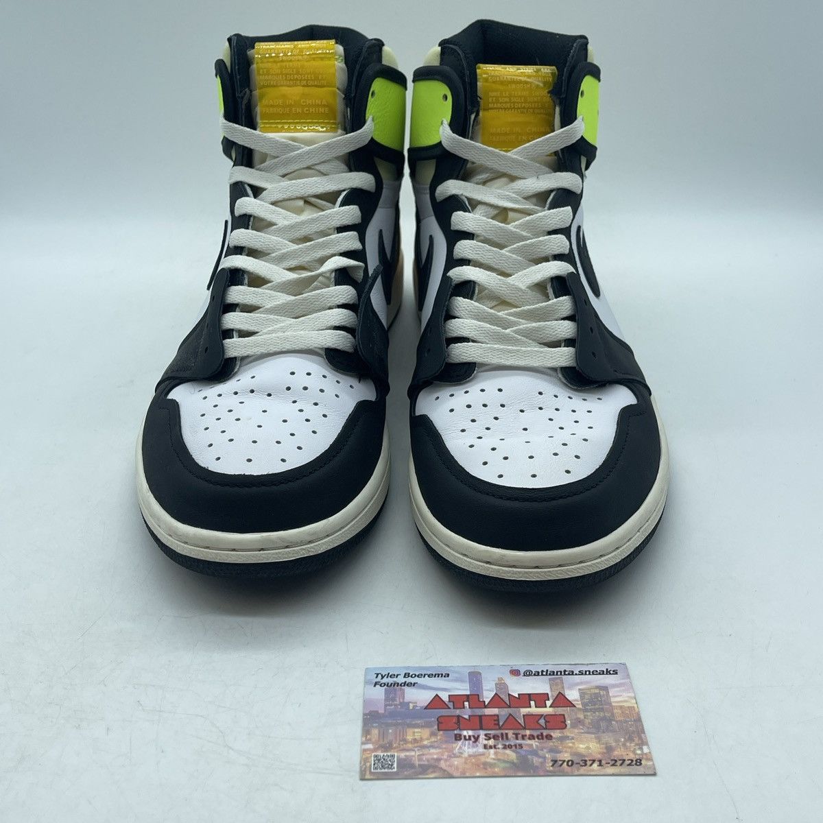 Jordan Brand Air Jordan 1 high volt gold Size US 11 / EU 44 - 2 Thumbnail