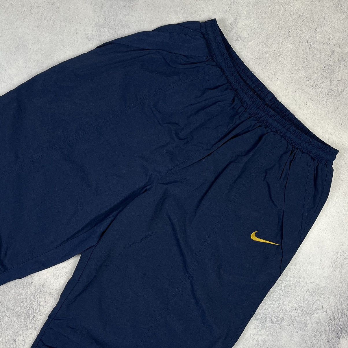 Nike Vintage Nike swoosh y2k drill nylon track pants 90’s Size US 34 / EU 50 - 2 Thumbnail
