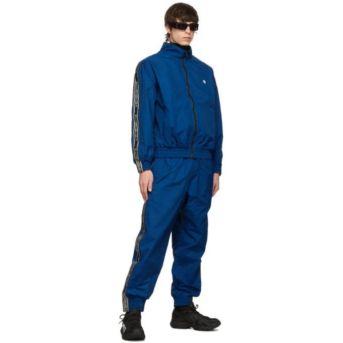 Vetements o1y0924 Zip Sweatshirt in Blue Size US S / EU 44-46 / 1 - 3 Thumbnail