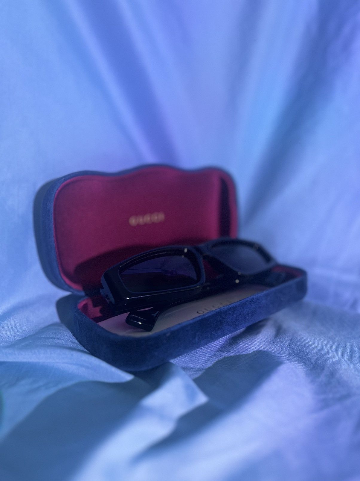 Vintage style Gucci black sunglasses