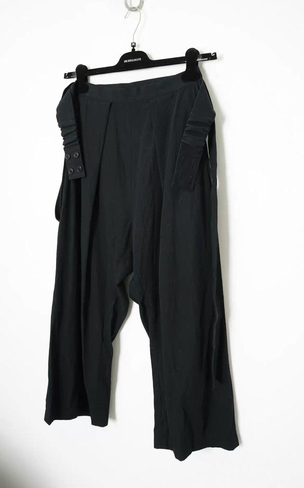 Yohji Yamamoto Yohji Yamamoto Relaxed Straight Wide-Leg Pants Size US 34 / EU 50 - 2 Thumbnail