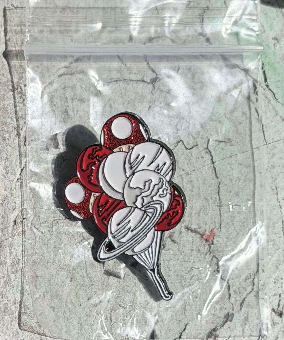 Hat Club Mario Space Party - DefineMo pin Size ONE SIZE - 2 Thumbnail