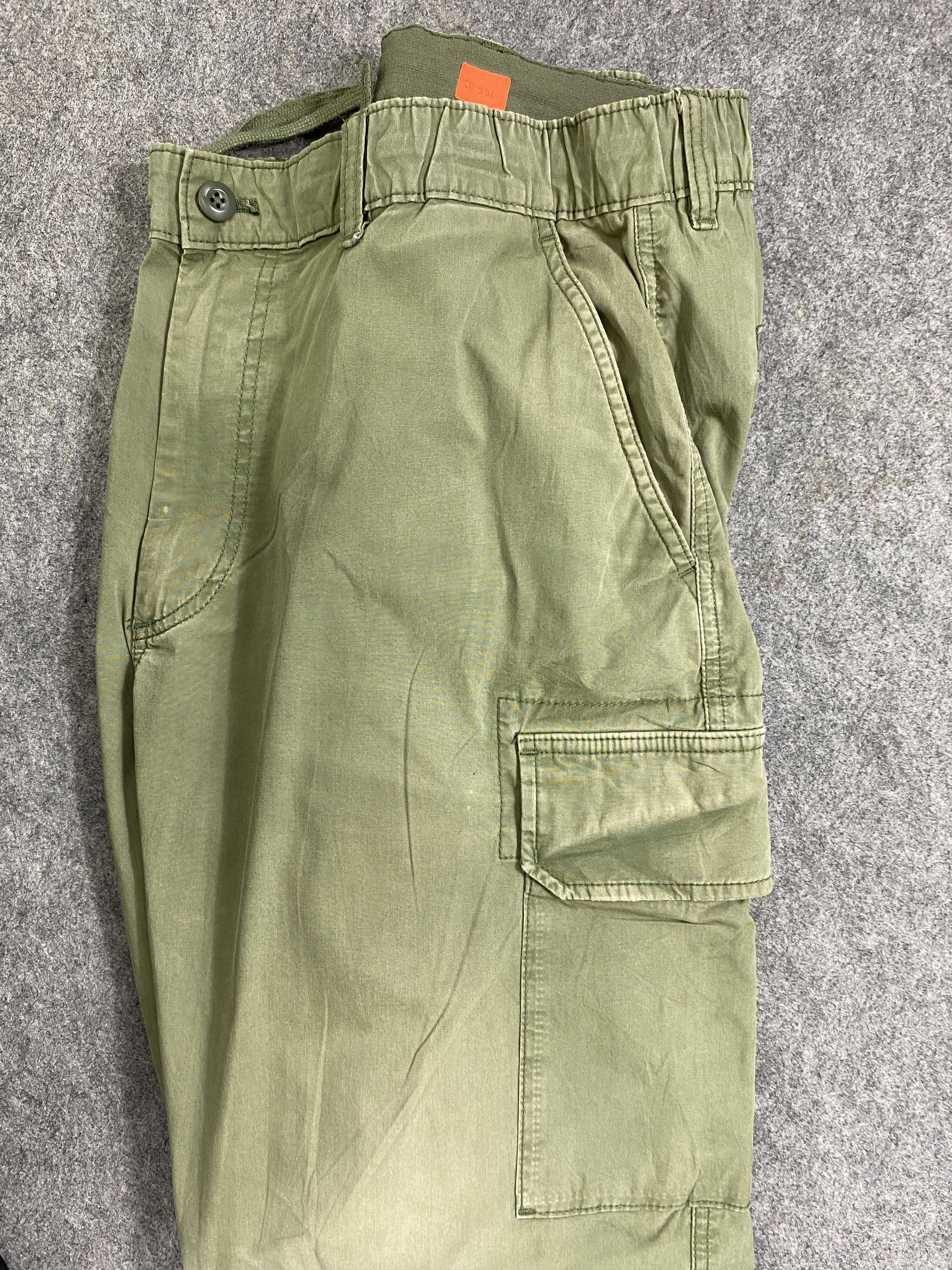 Japanese Brand Uniqlo Parachute Cargo Pants MultiPocket -CP231 Size US 34 / EU 50 - 4 Thumbnail