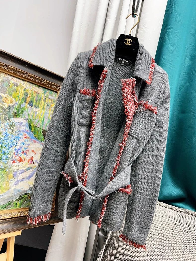 Chanel Chanel Gray tassel-edged knitted sweater coat Size XS / US 0-2 / IT 36-38 - 1 Thumbnail