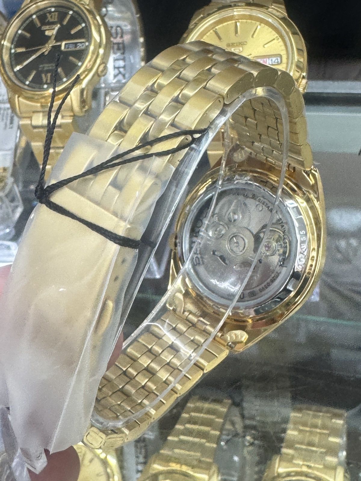 Seiko Seiko Men's Seiko 5 Automatic Gold Dial Size 40 - 6 Thumbnail