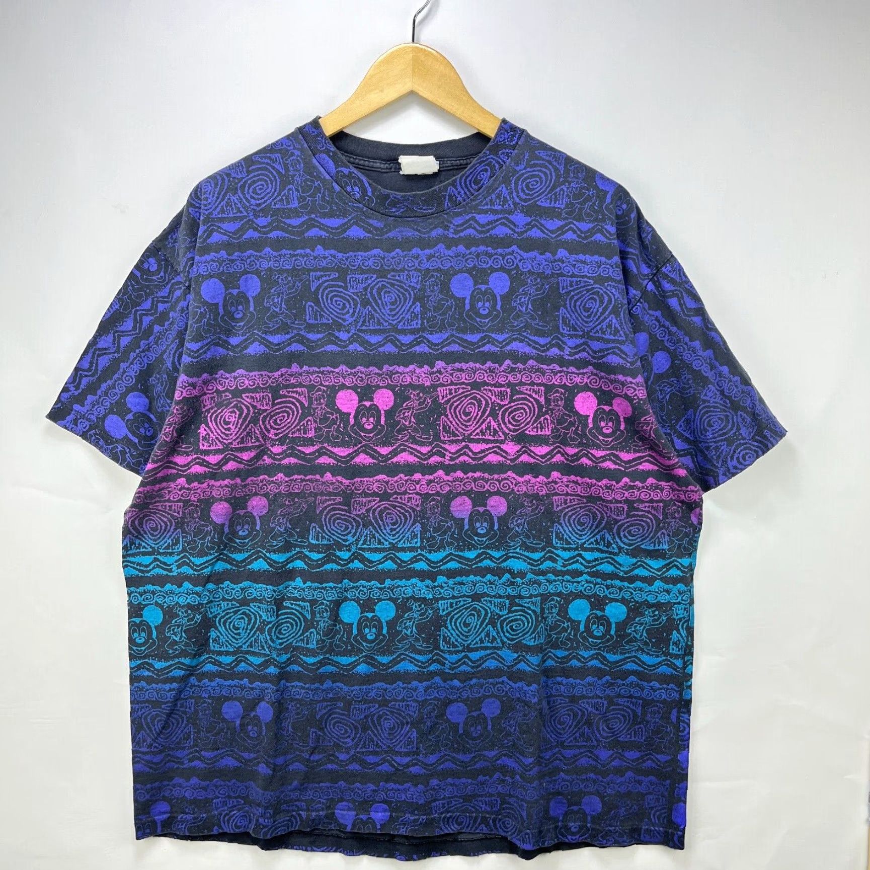 Disney VINTAGE Mickey Mouse All Over Print T-Shirt OSFA XL Black Short Sleeve Men’s Disney 90s Trippy Single Stitch Size US XL / EU 56 / 4 - 2 Thumbnail