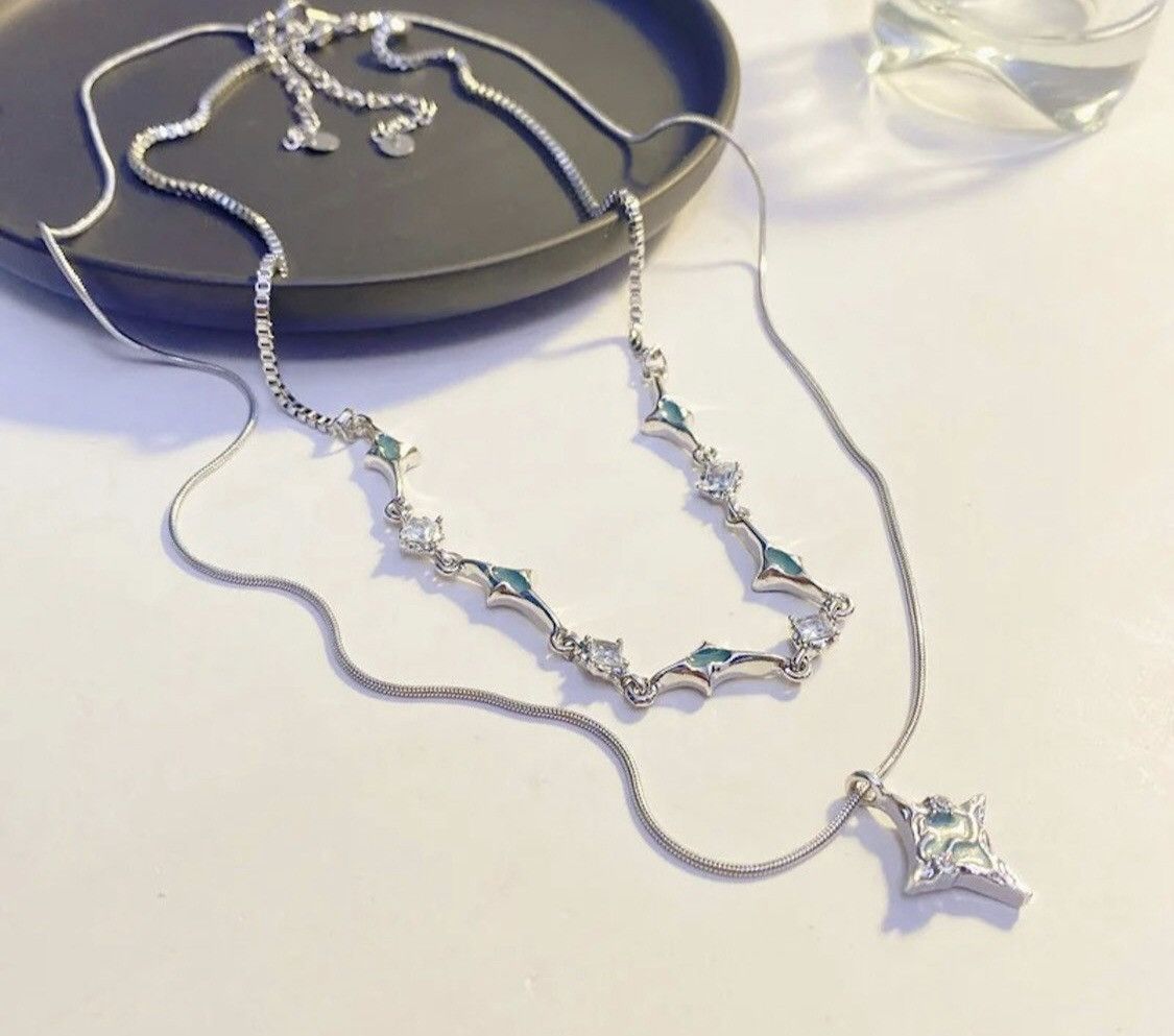 Jewelry Crystal Stone Silver Abstract Star Chain Necklace Size ONE SIZE - 3 Thumbnail