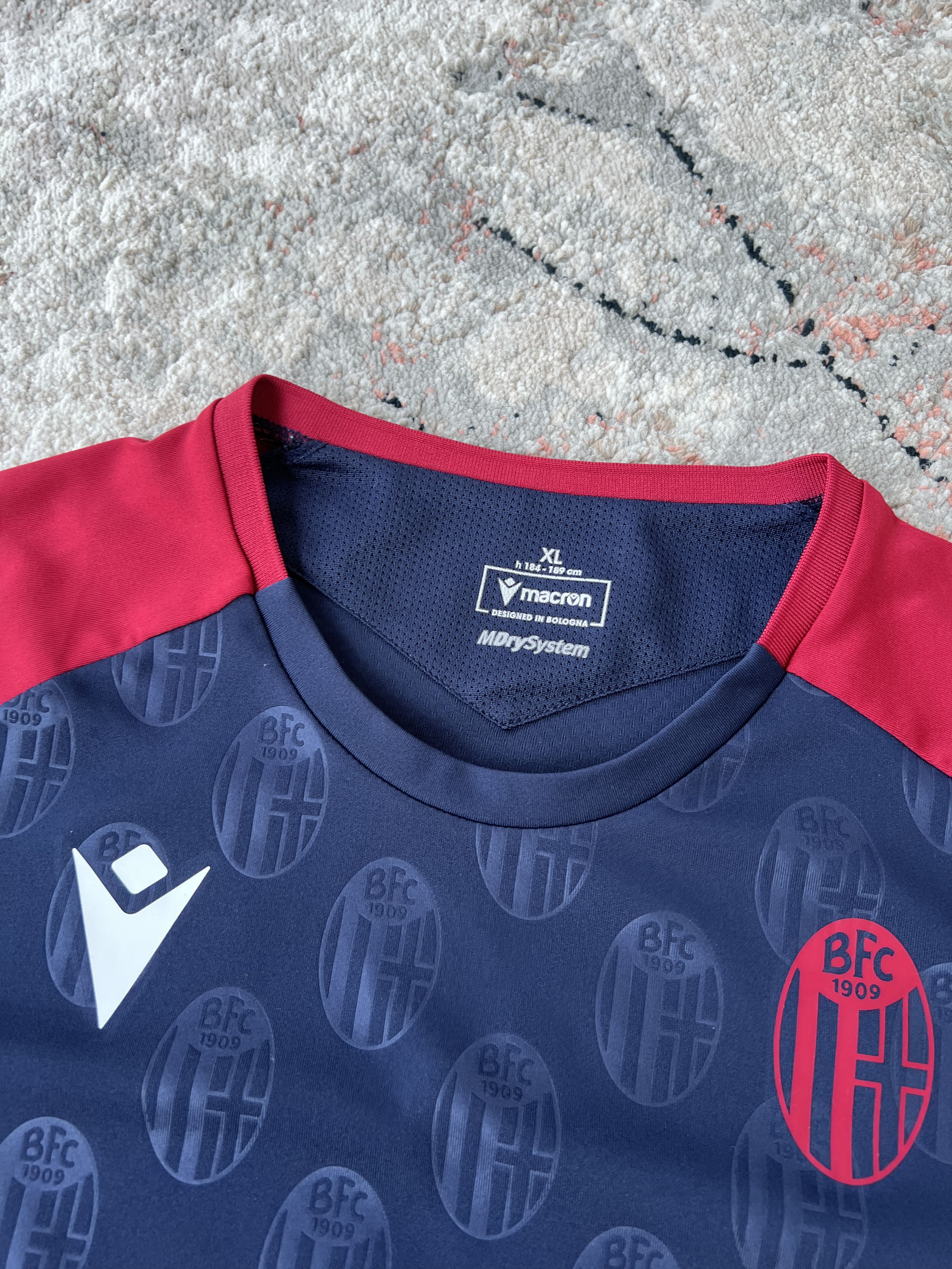 Macron Macron Bologna FC Jersey Size US XL / EU 56 / 4 - 2 Thumbnail