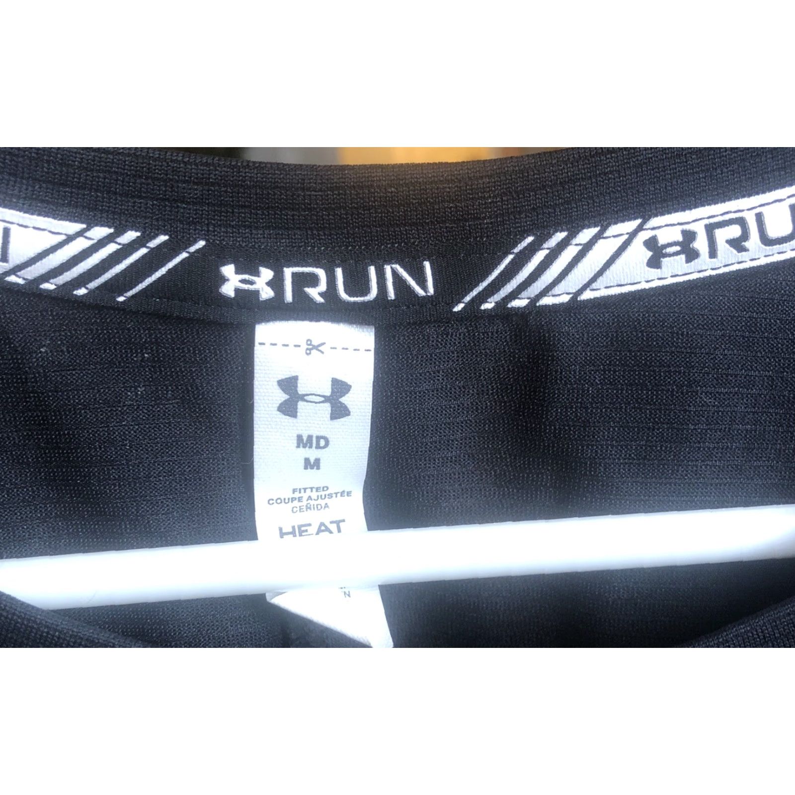Under Armour Womens Under Armour Shirt Long Sleeve Running Heat Gear UA Top Medium Black Size M / US 6-8 / IT 42-44 - 2 Thumbnail