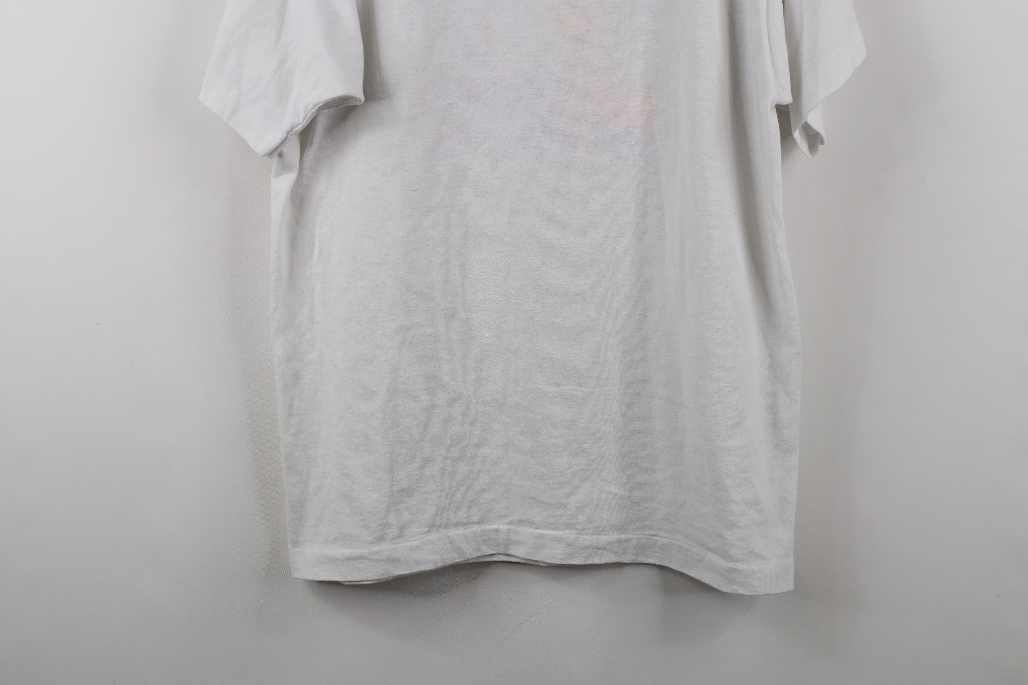 Vintage Vintage 90s Streetwear Challenge Road Race Cat T-Shirt USA Size US L / EU 52-54 / 3 - 12 Thumbnail