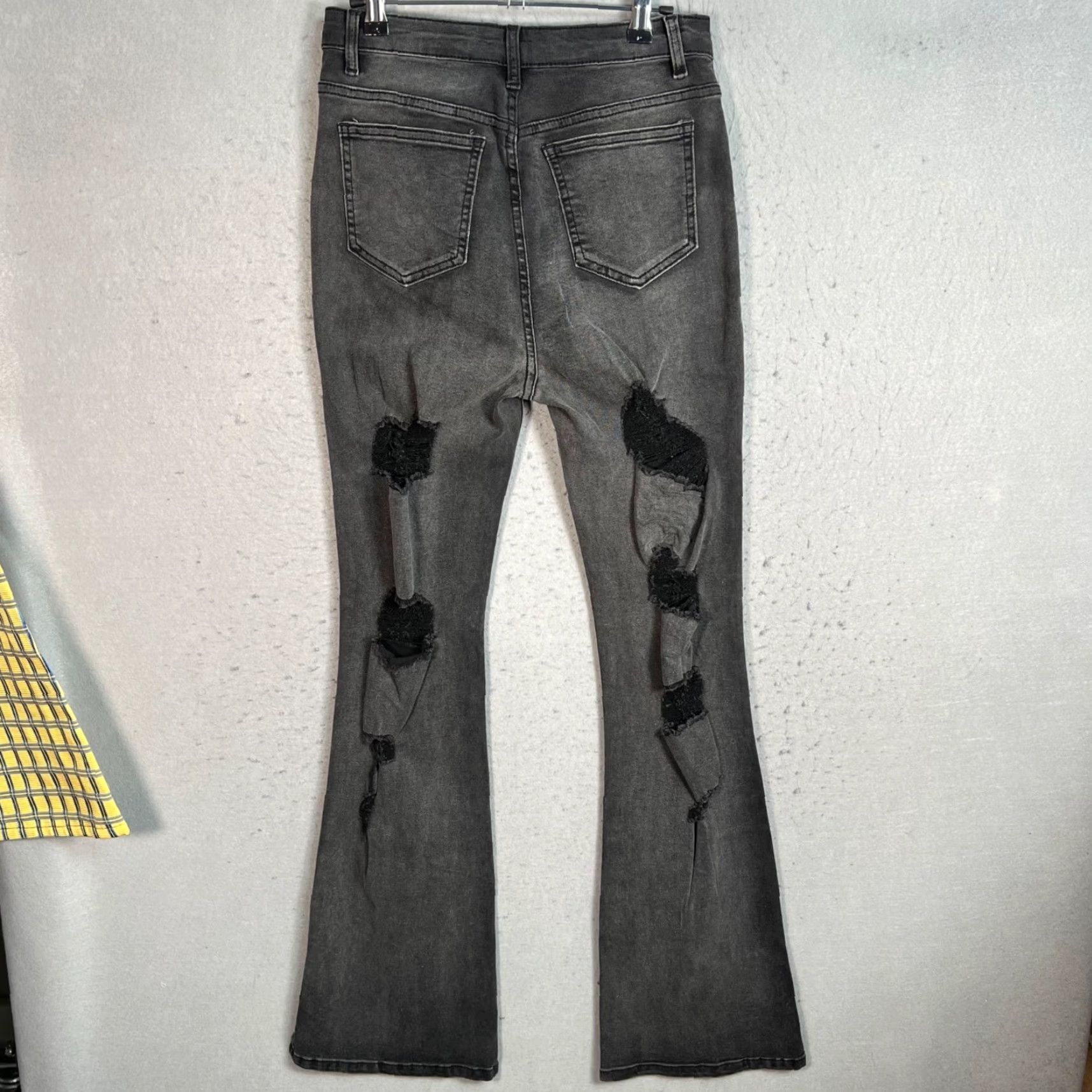 PrettyLittleThing PrettyLittleThing Black Distressed Flared Jeans Womens Size 10 NEW! (Regular Fit) Size 32" / US 10 / IT 46 - 2 Thumbnail