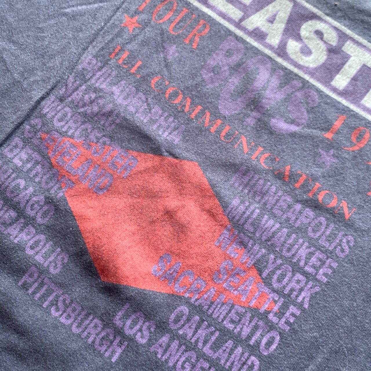 Vintage Bestie Boys Tee Tour 1995 Size US L / EU 52-54 / 3 - 4 Thumbnail