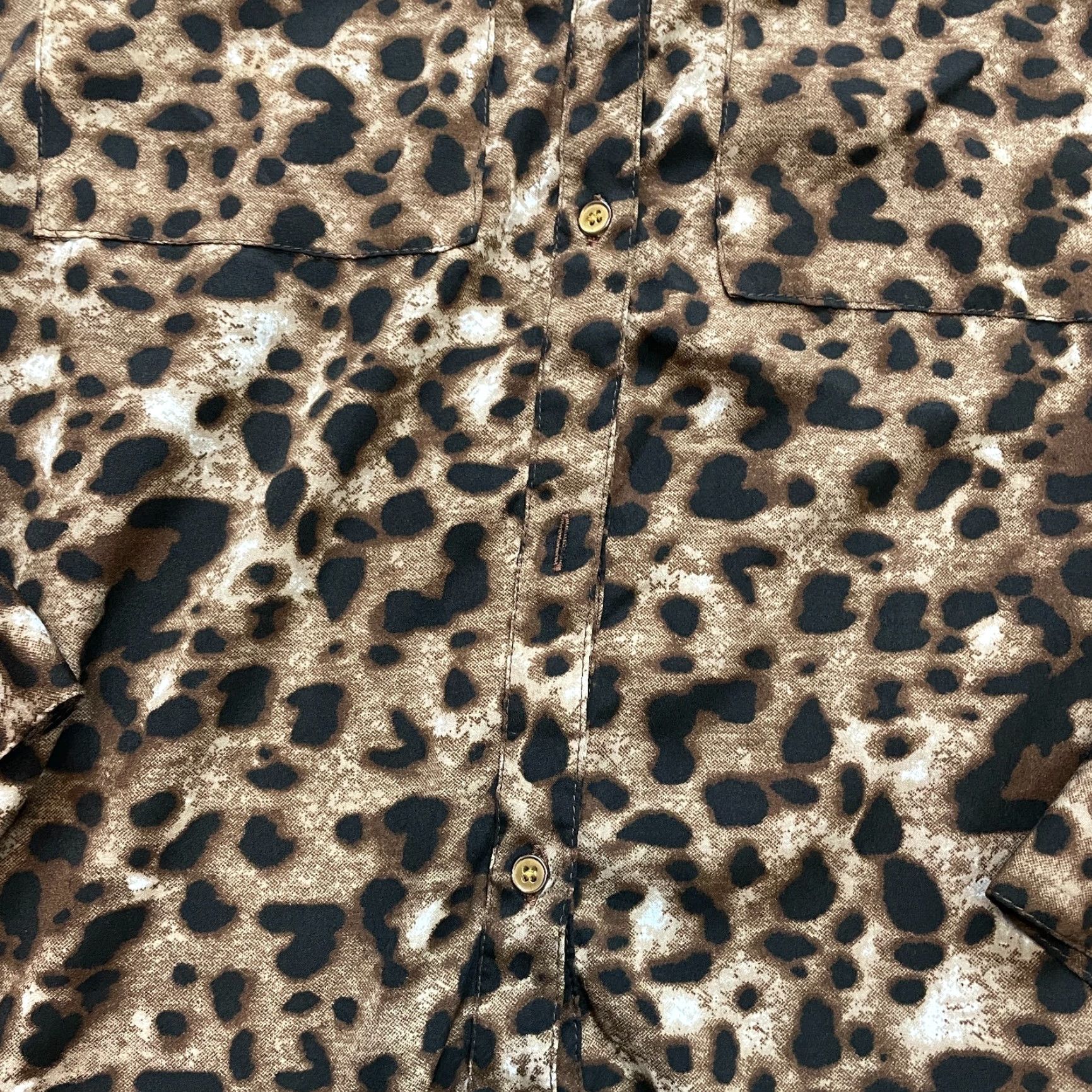 Vintage Jennifer & Grace Leopard Print Button Up Shirt Womens M Medium Long Sleeve V-Neck Pockets Size M / US 6-8 / IT 42-44 - 4 Thumbnail
