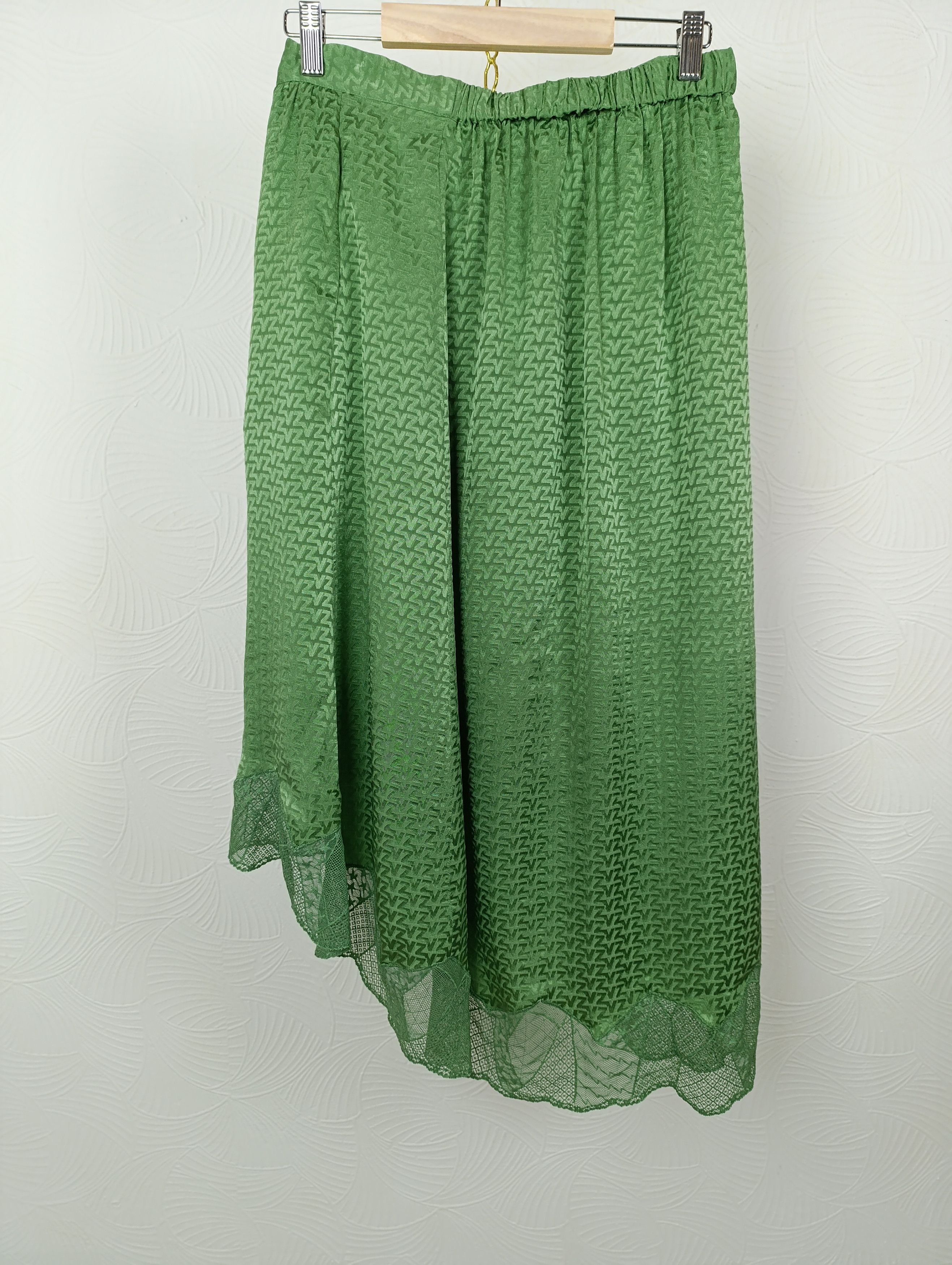 Zadig & Voltaire ZADIG & VOLTAIRE JOSLIN ZV PRINTED SILK MIDI SKIRT Size 26" / US 2 / IT 38 - 1 Thumbnail