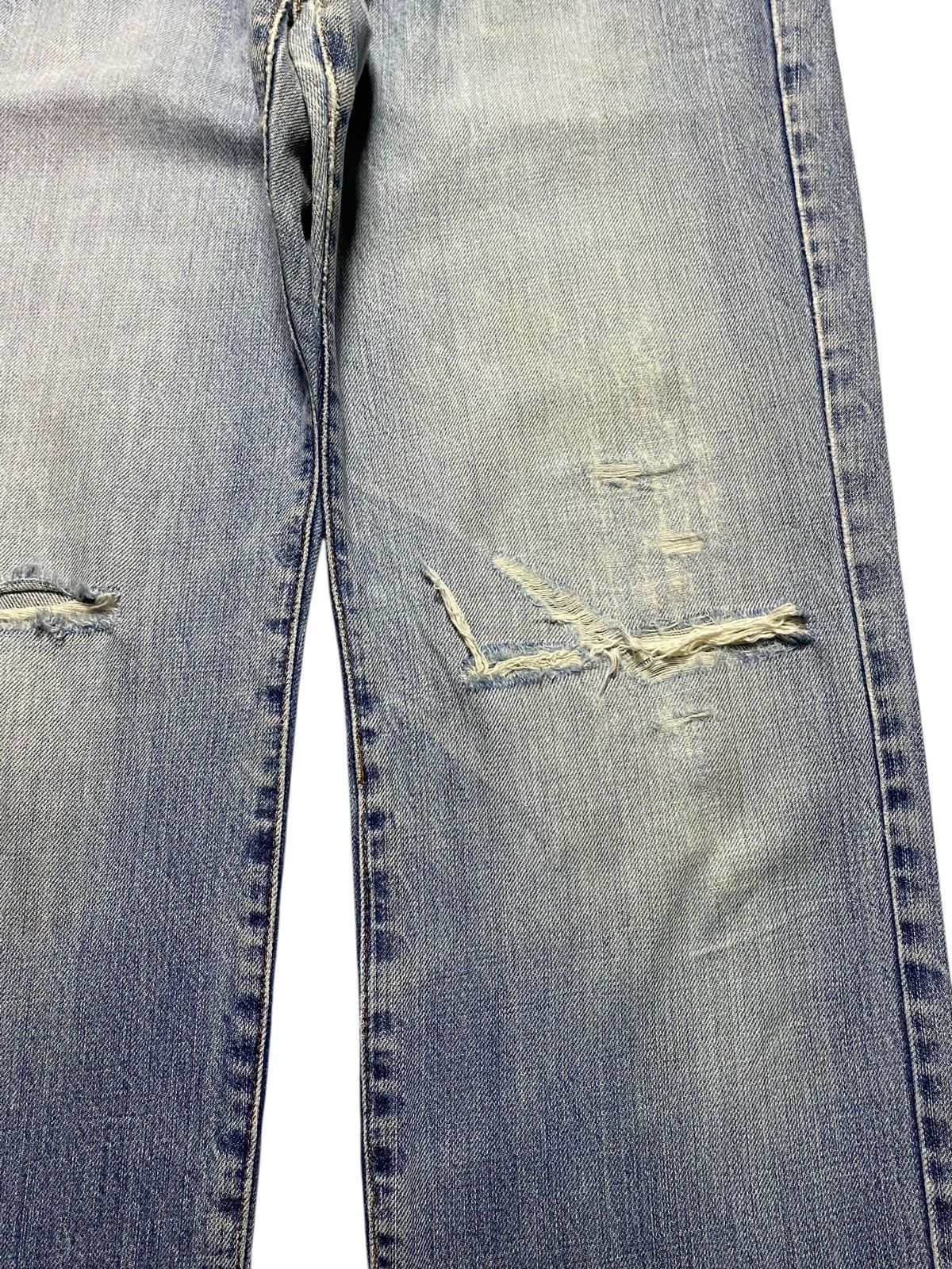 Japanese Brand Vintage Bobson Blue Faded Wash Distressed Loose Jeans Size US 31 - 8 Thumbnail