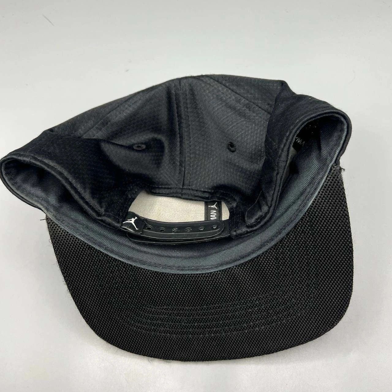 Jordan Brand Air Jordan 11 Hat Men Embroidered Logo Jumpman Snap Back Cap Size ONE SIZE - 8 Thumbnail