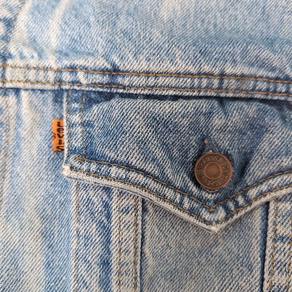 Levi's Levi’s 70505 Denim Trucker Jacket Light Wash Made in USA Or Size US S / EU 44-46 / 1 - 2 Thumbnail