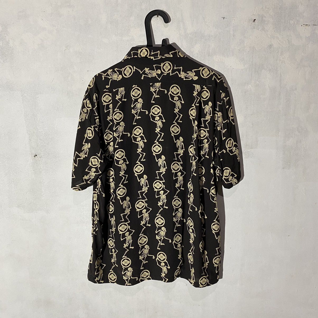 Evisu Evisu Far East Japan Multi Skeleton Hawaiian Rayon Shirt Size US L / EU 52-54 / 3 - 5 Thumbnail