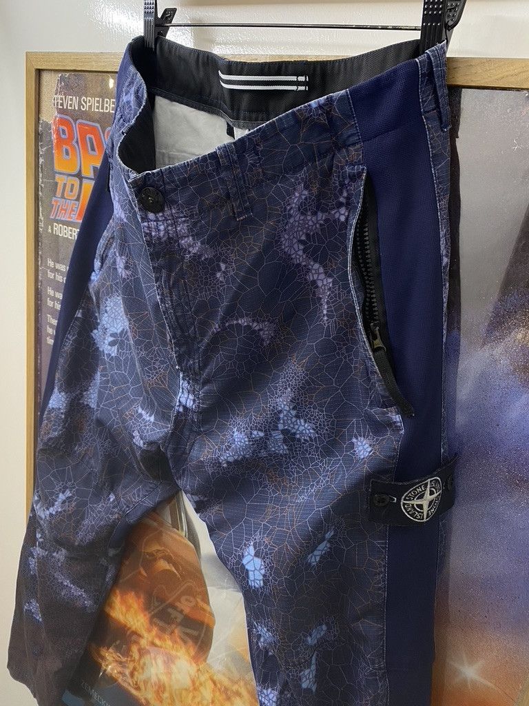 Stone Island SS19 Stone Island Type RE-T Thermosensitive Camo Trousers Size US 31 - 9 Thumbnail
