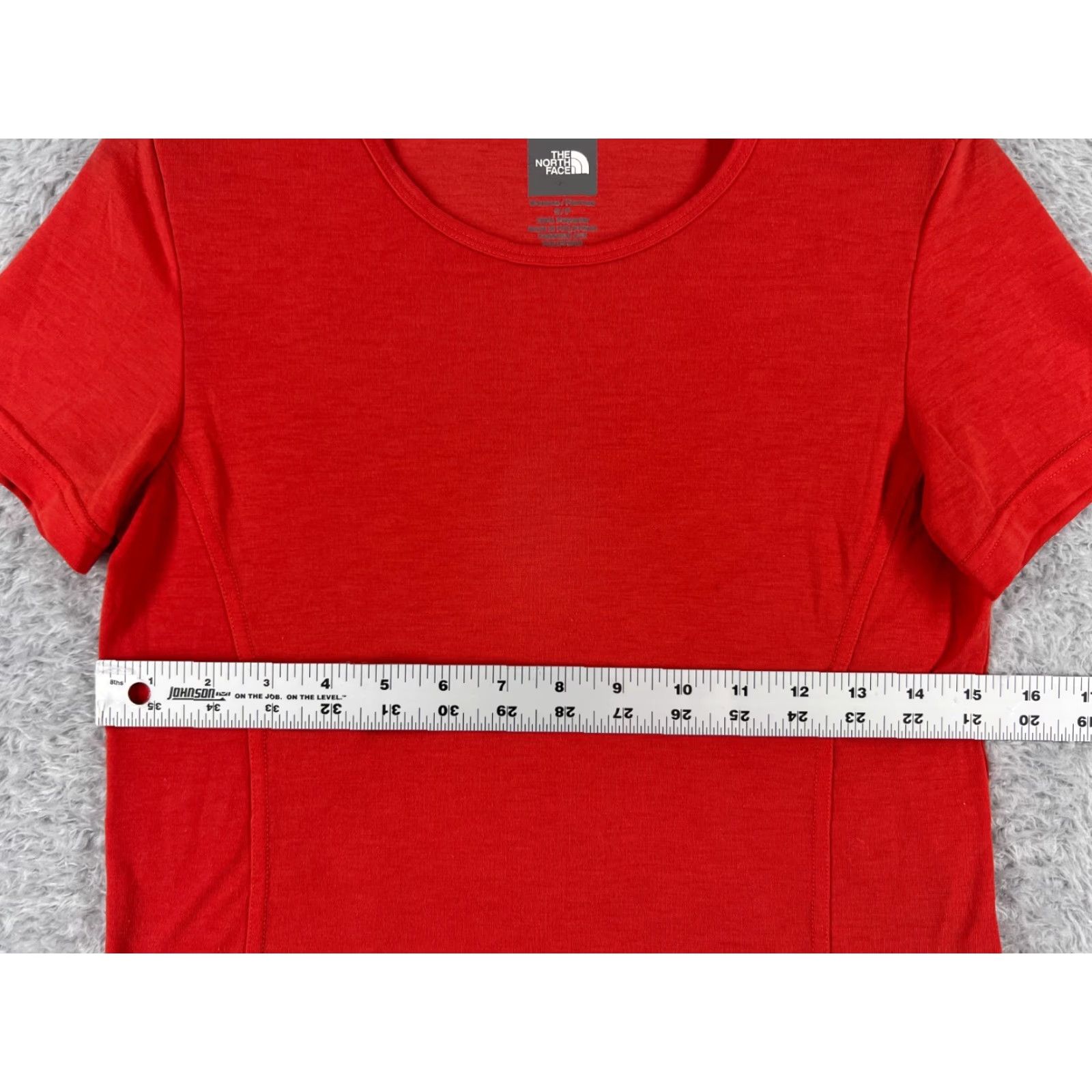 The North Face The North Face Shirt Women Small Red Short Sleeve Crew Vaporwick Polyester Size S / US 4 / IT 40 - 7 Thumbnail