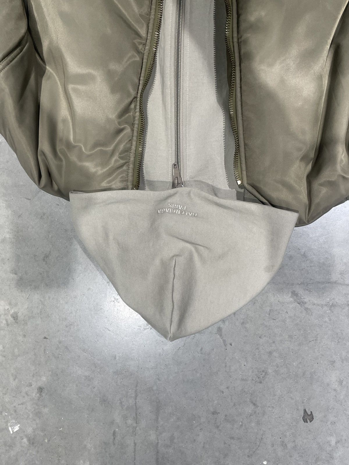 Balenciaga SS23 Balenciaga All In Nylon Bomber Jacket Size US S / EU 44-46 / 1 - 2 Thumbnail
