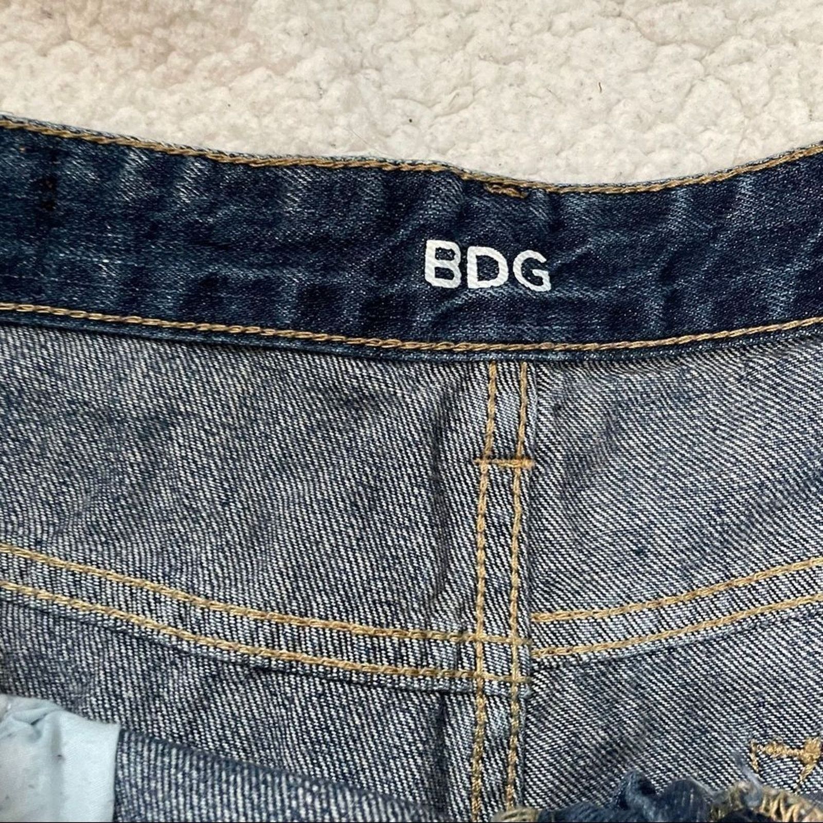 Bdg BDG Mid-Rise Embellished Denim Shorts | Sz 29 Size 29" - 4 Thumbnail