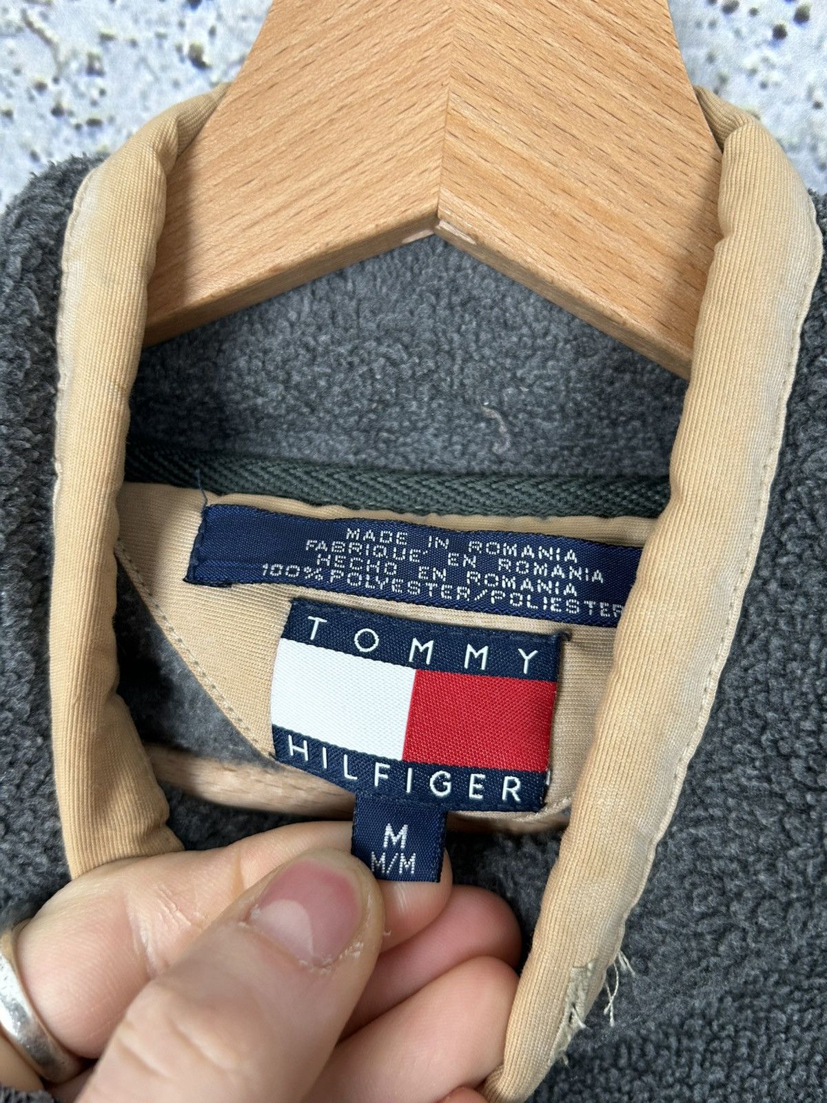 Tommy Hilfiger Vintage 90s Tommy Hilfiger Fleece Streetwear Outdoor Size US M / EU 48-50 / 2 - 6 Thumbnail