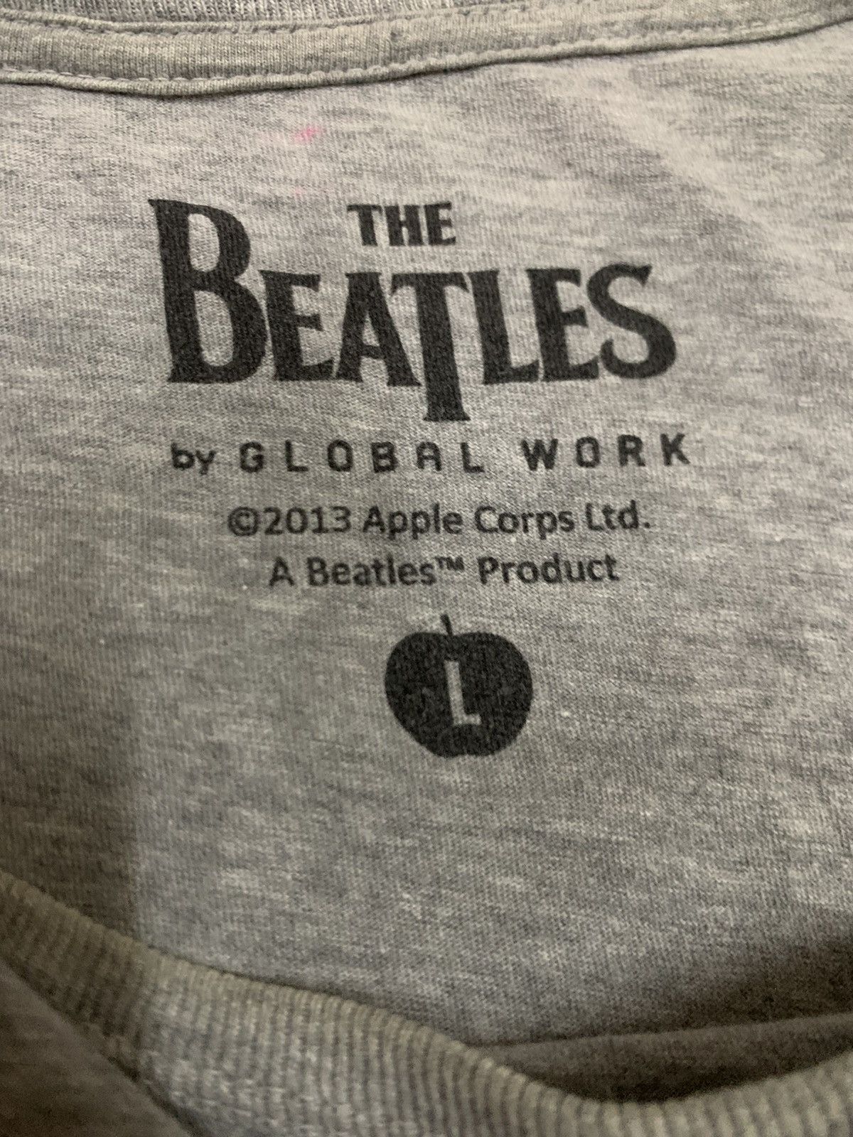 Global Work Global Work x The Beatles Size US L / EU 52-54 / 3 - 2 Thumbnail