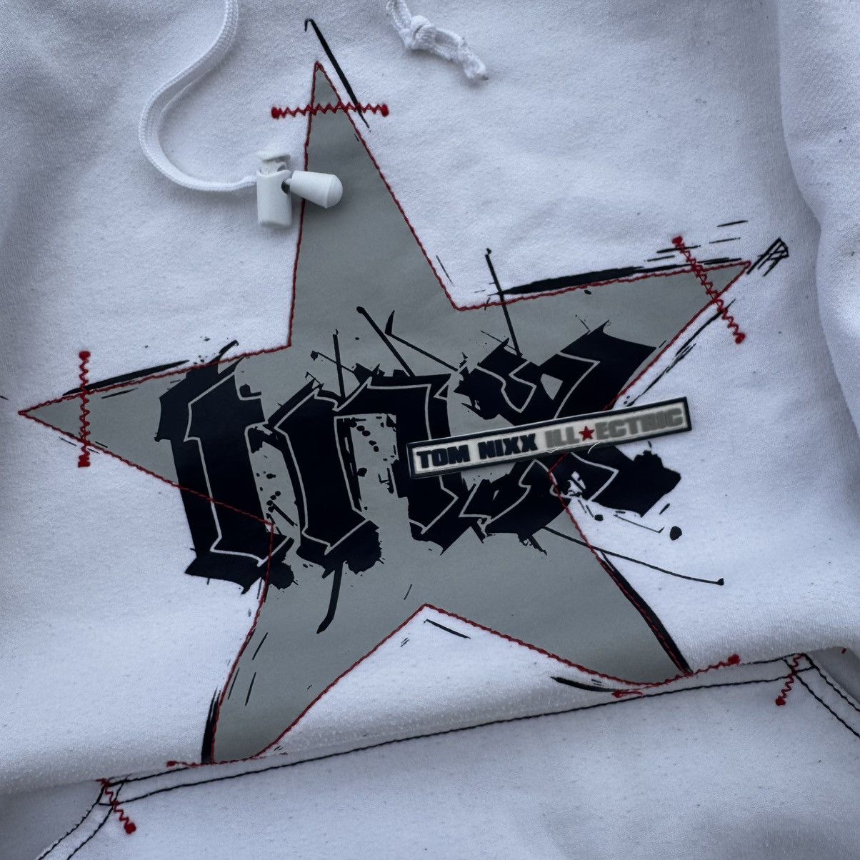 Japanese Brand Vintage Tom Nixx Crazy Rare Hoodie Central Logo Boxy 90s Size US L / EU 52-54 / 3 - 7 Thumbnail