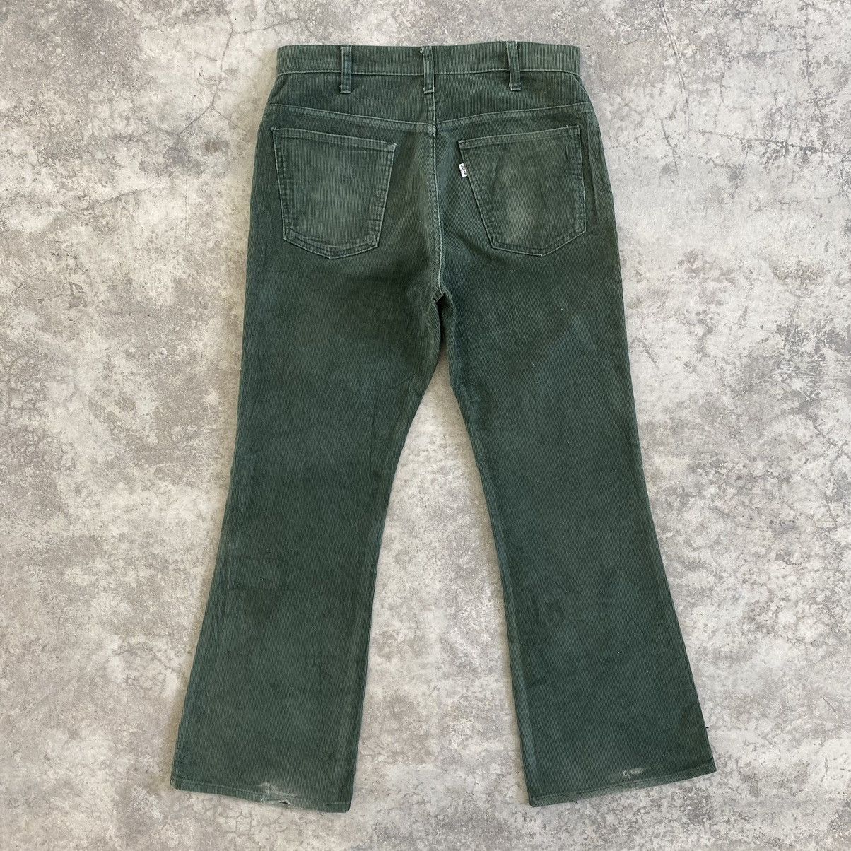 Levi's Vintage 1973 Levis 646 Faded Green Corduroy Flared Jeans Size US 31 - 14 Thumbnail