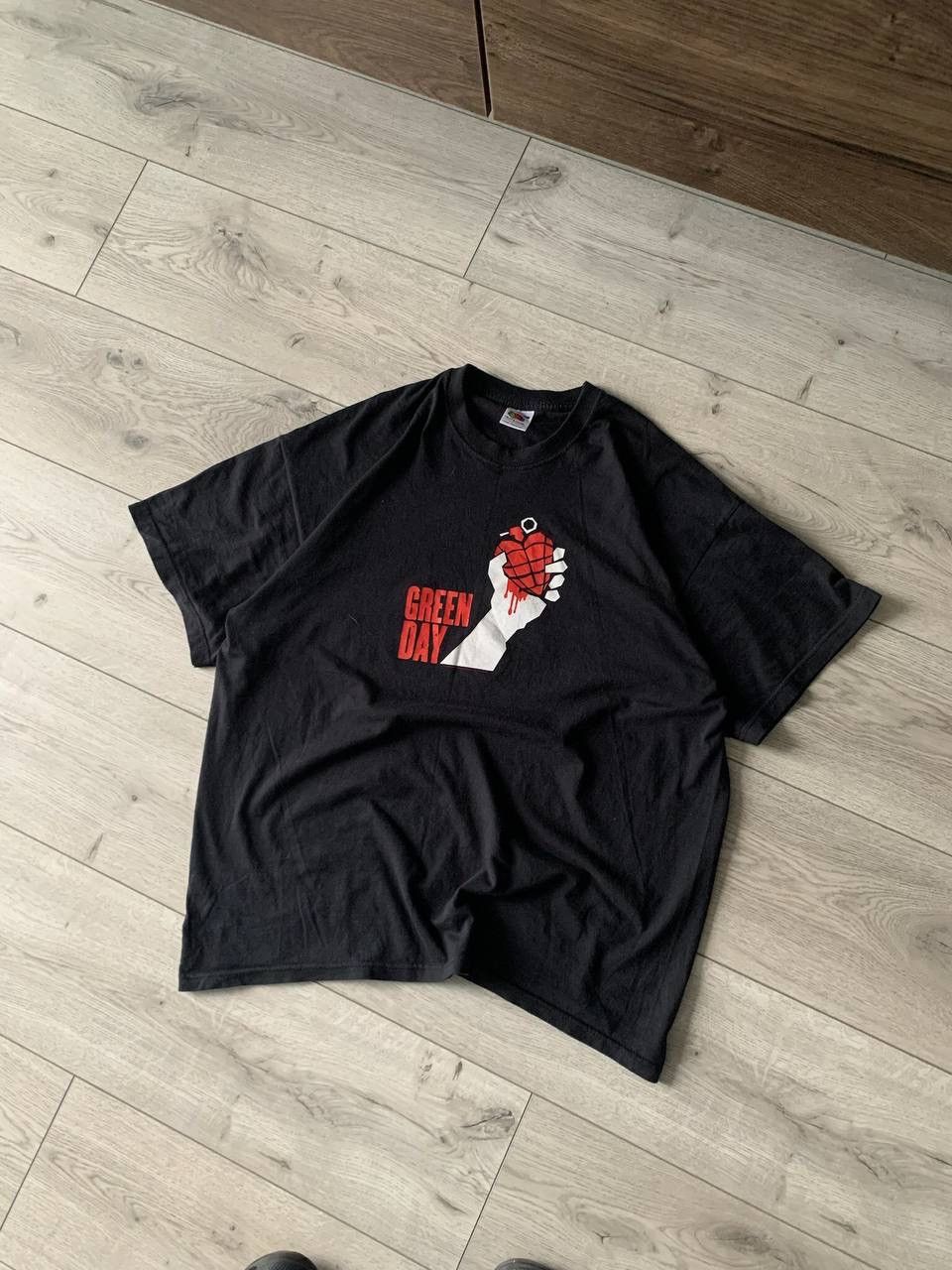 Vintage Vintage 90's Green Day American Idiot Tour Tee Rare Promo Size US XL / EU 56 / 4 - 4 Thumbnail