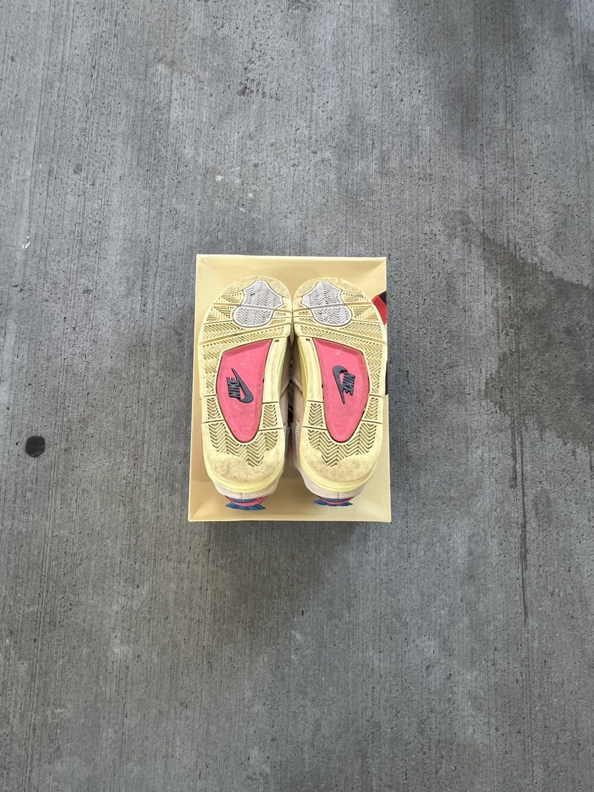 Jordan Brand jordan 4 retro union guava ice (basically new) Size US 10 / EU 43 - 5 Thumbnail